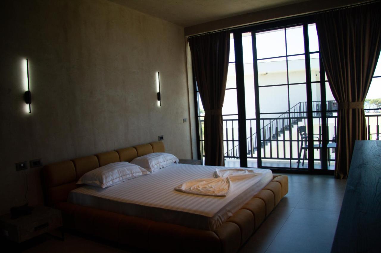 Posh Villas Rrogozhine Екстер'єр фото