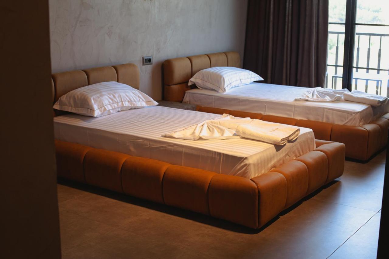 Posh Villas Rrogozhine Екстер'єр фото
