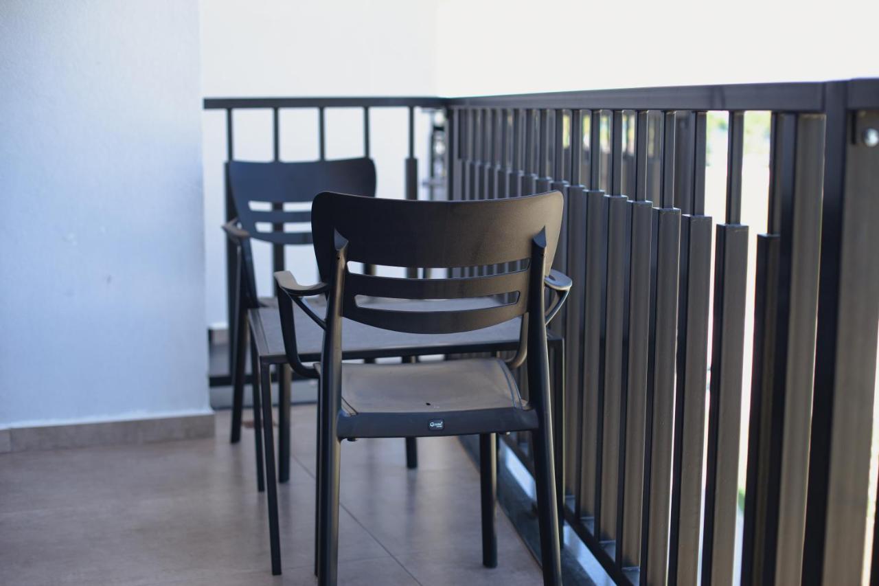 Posh Villas Rrogozhine Екстер'єр фото