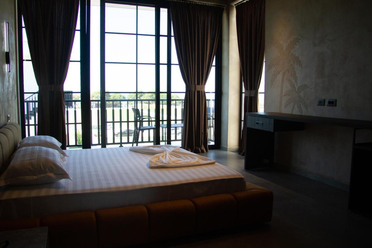 Posh Villas Rrogozhine Екстер'єр фото