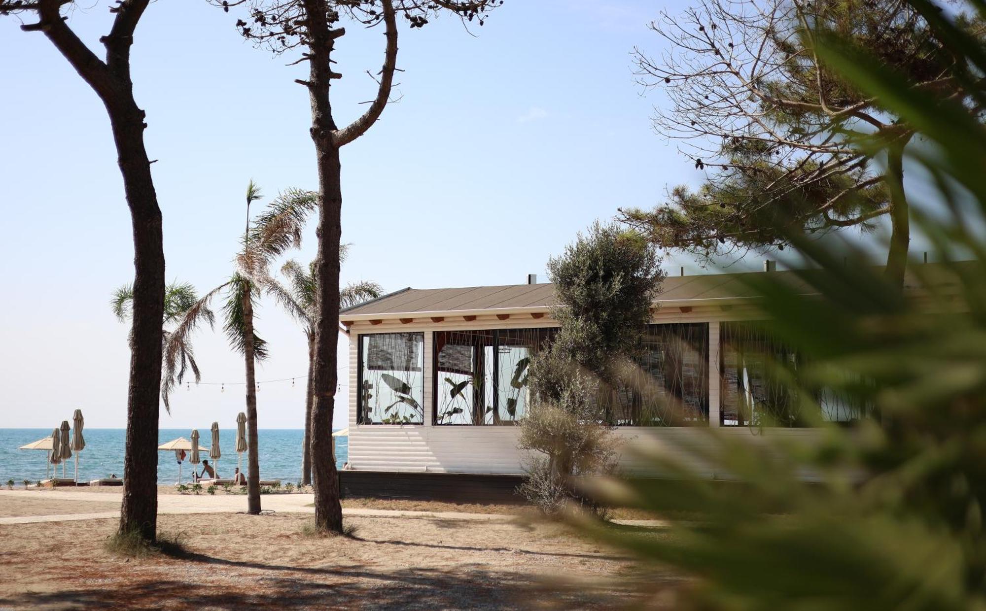 Posh Villas Rrogozhine Екстер'єр фото