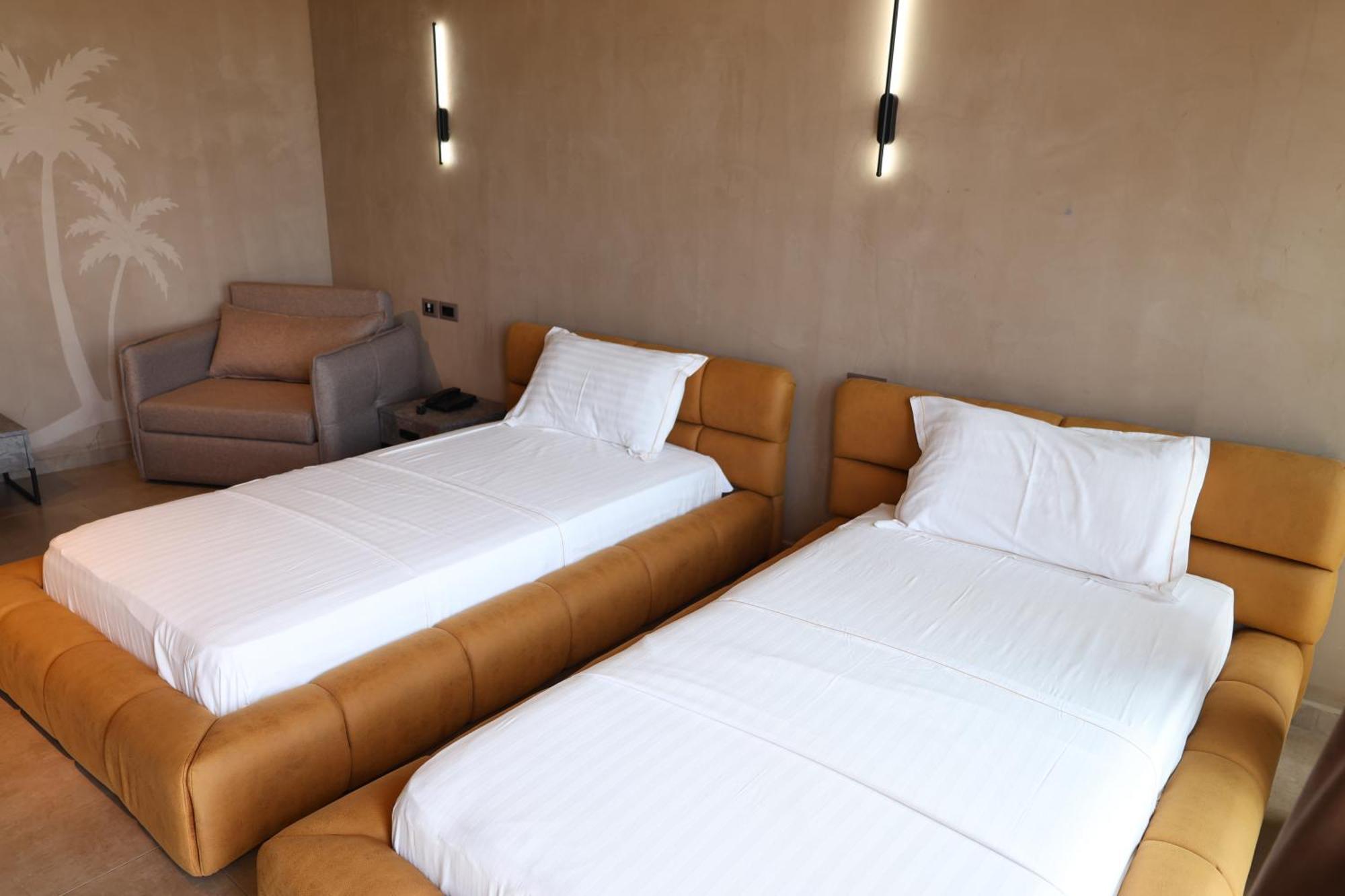 Posh Villas Rrogozhine Екстер'єр фото